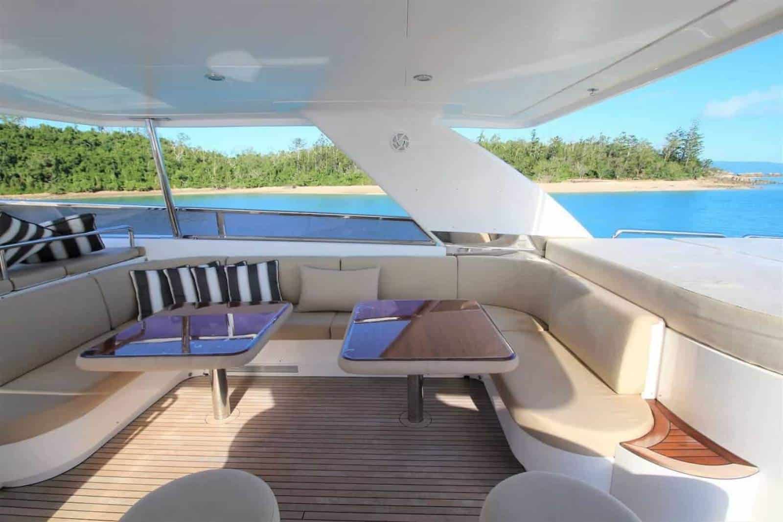 2012 Horizon Yacht RP97 photo 12