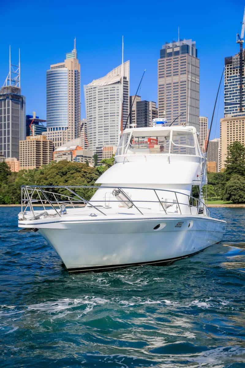 1993 Precision 47 Flybridge photo 17