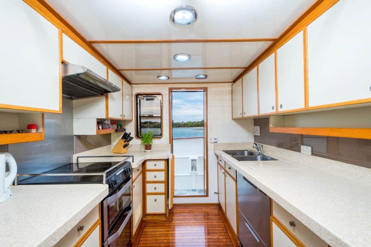 1992 GeTa 86ft Motor Yacht photo 17
