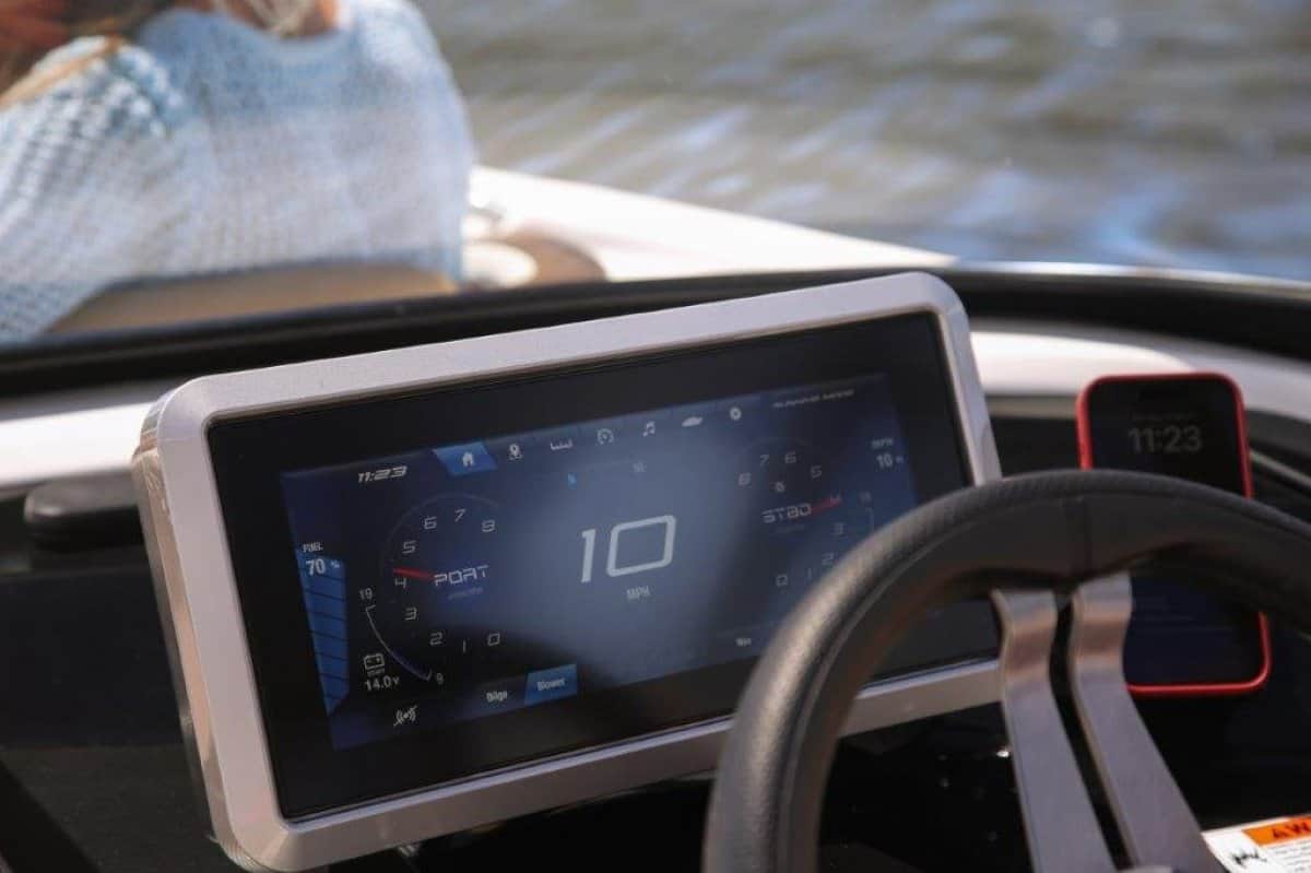 2022 Yamaha Jet Boat 252S photo 18