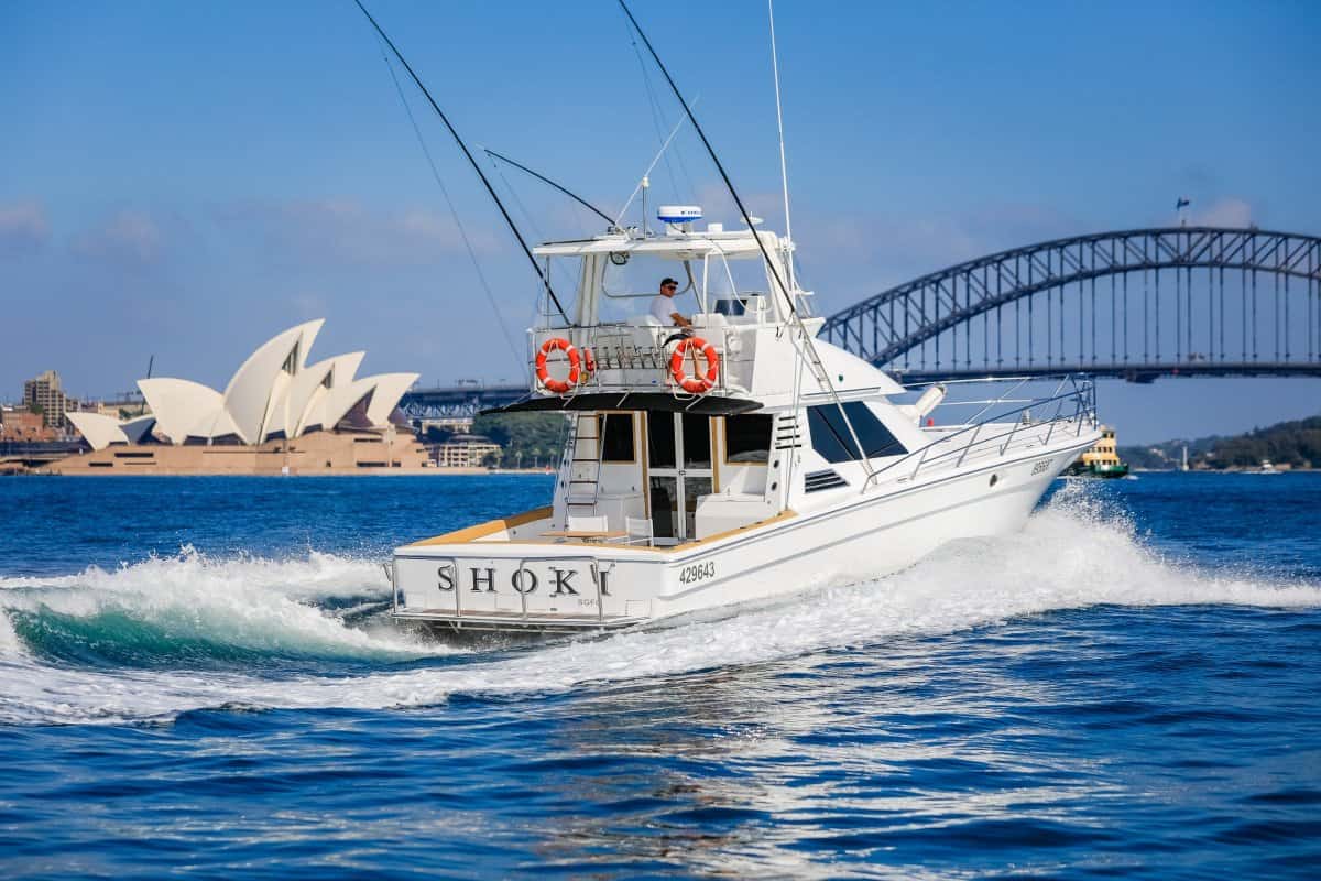 1993 Precision 47 Flybridge photo 21