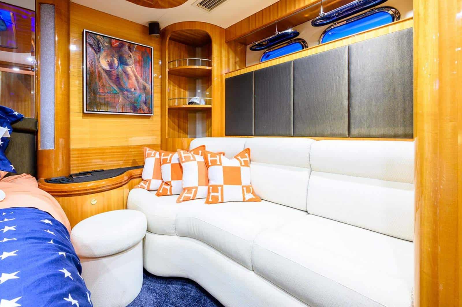 2001 Horizon Yacht E65 photo 8