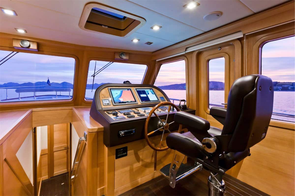 Vicem Yachts Cruiser 82 photo 9