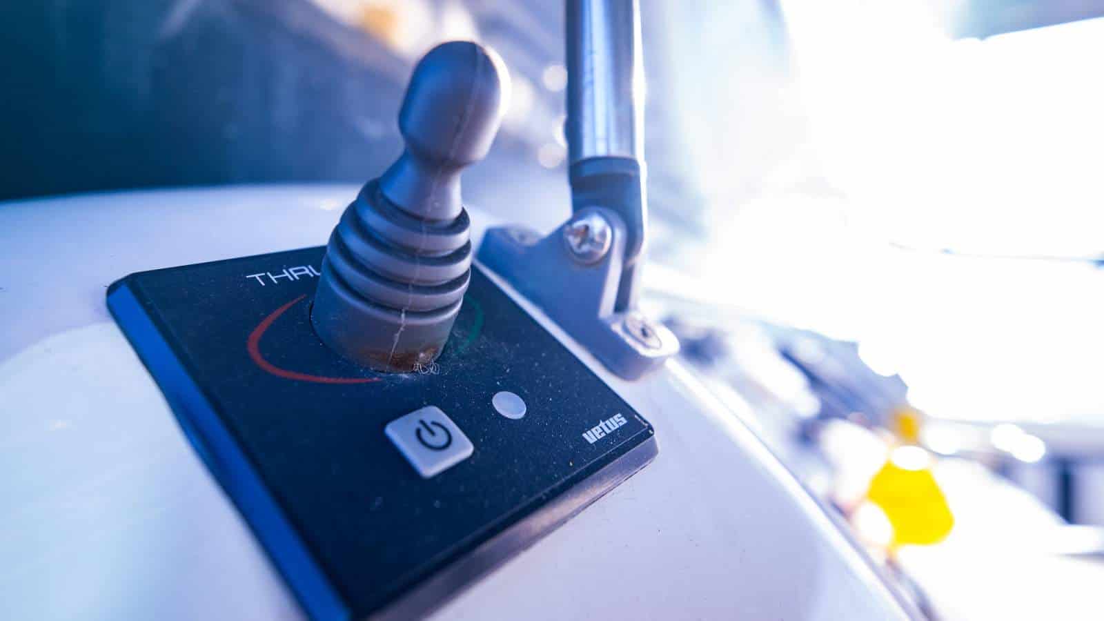 1998 Cooke Bros 46 Flybridge Powercat photo 17