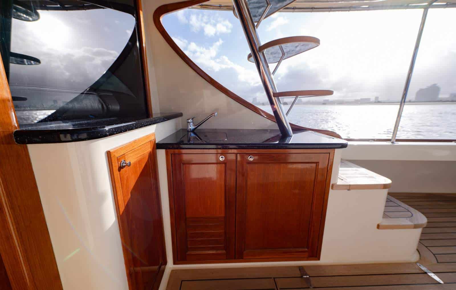 2007 Palm Beach 50 Flybridge photo 21
