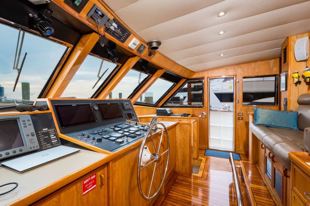 1992 GeTa 86ft Motor Yacht photo 24