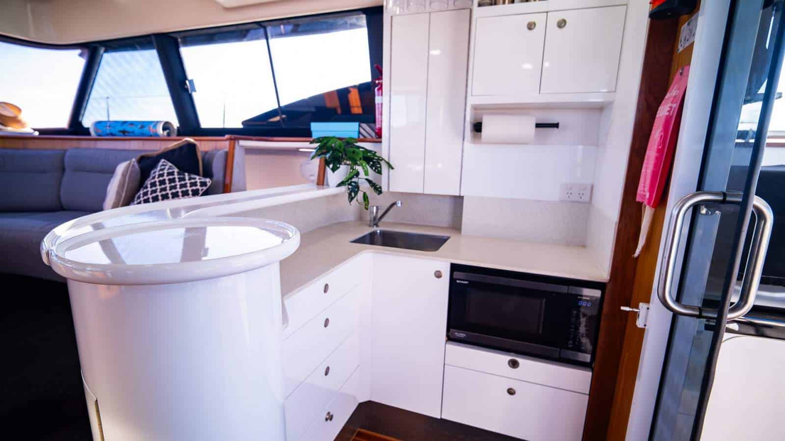 1998 Cooke Bros 46 Flybridge Powercat photo 21