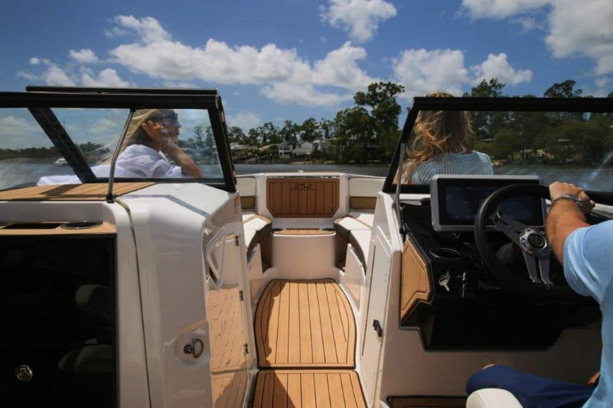 2022 Yamaha Jet Boat 252S photo 25