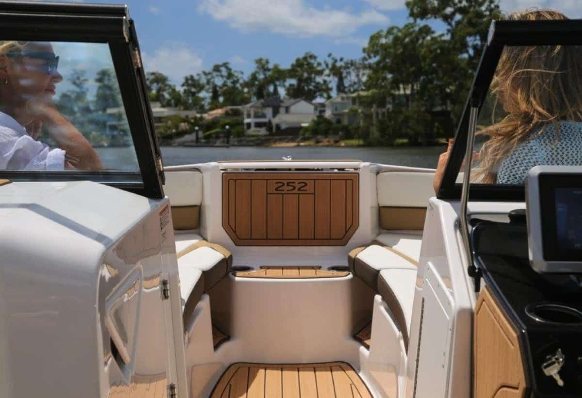 2022 Yamaha Jet Boat 252S photo 26