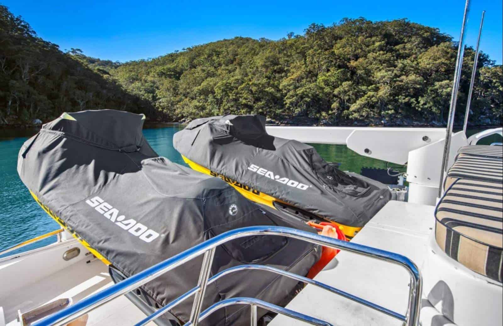 1992 Custom 25M Expedition Motor Yacht photo 23