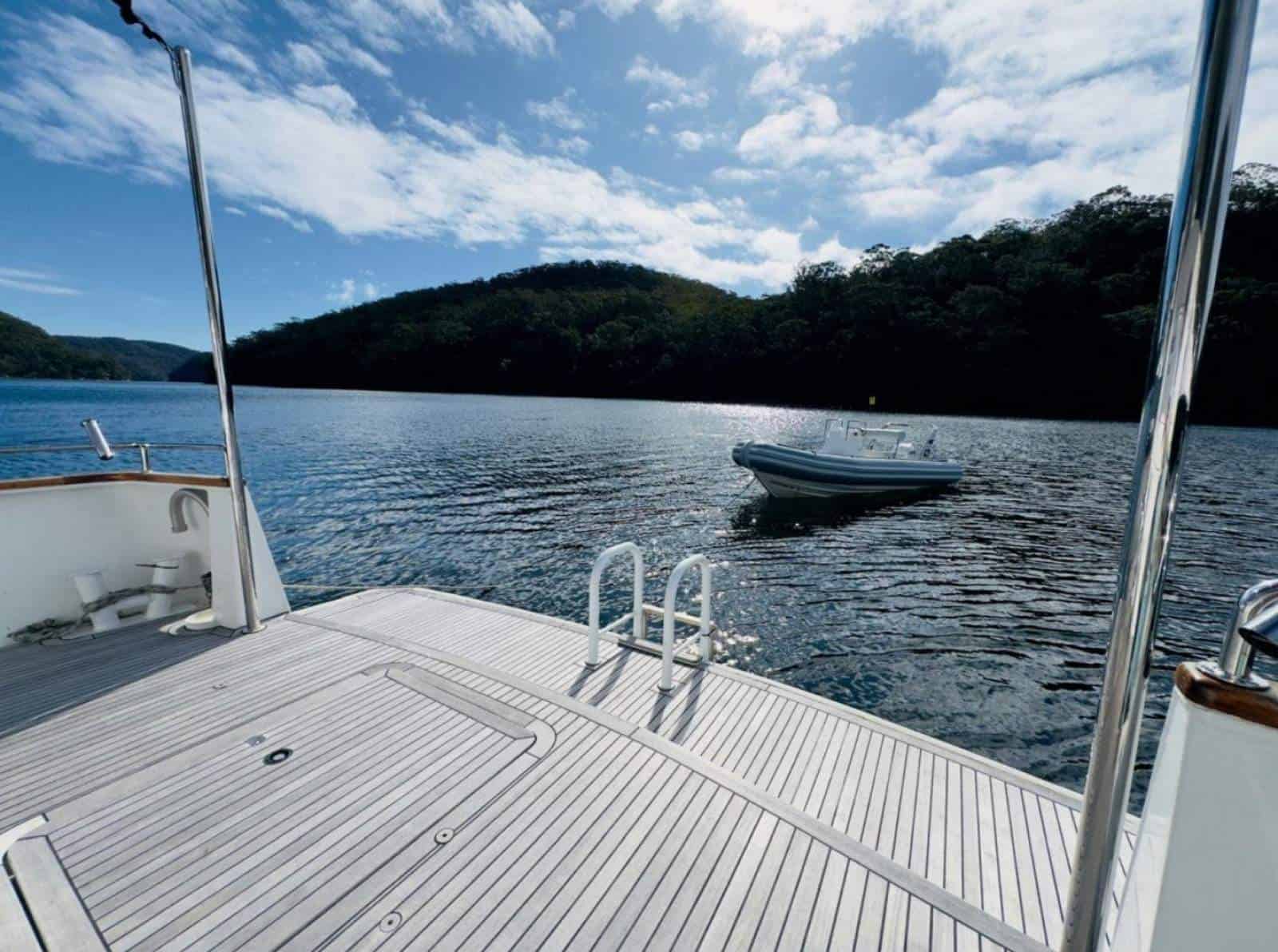 1992 Custom 25M Expedition Motor Yacht photo 25