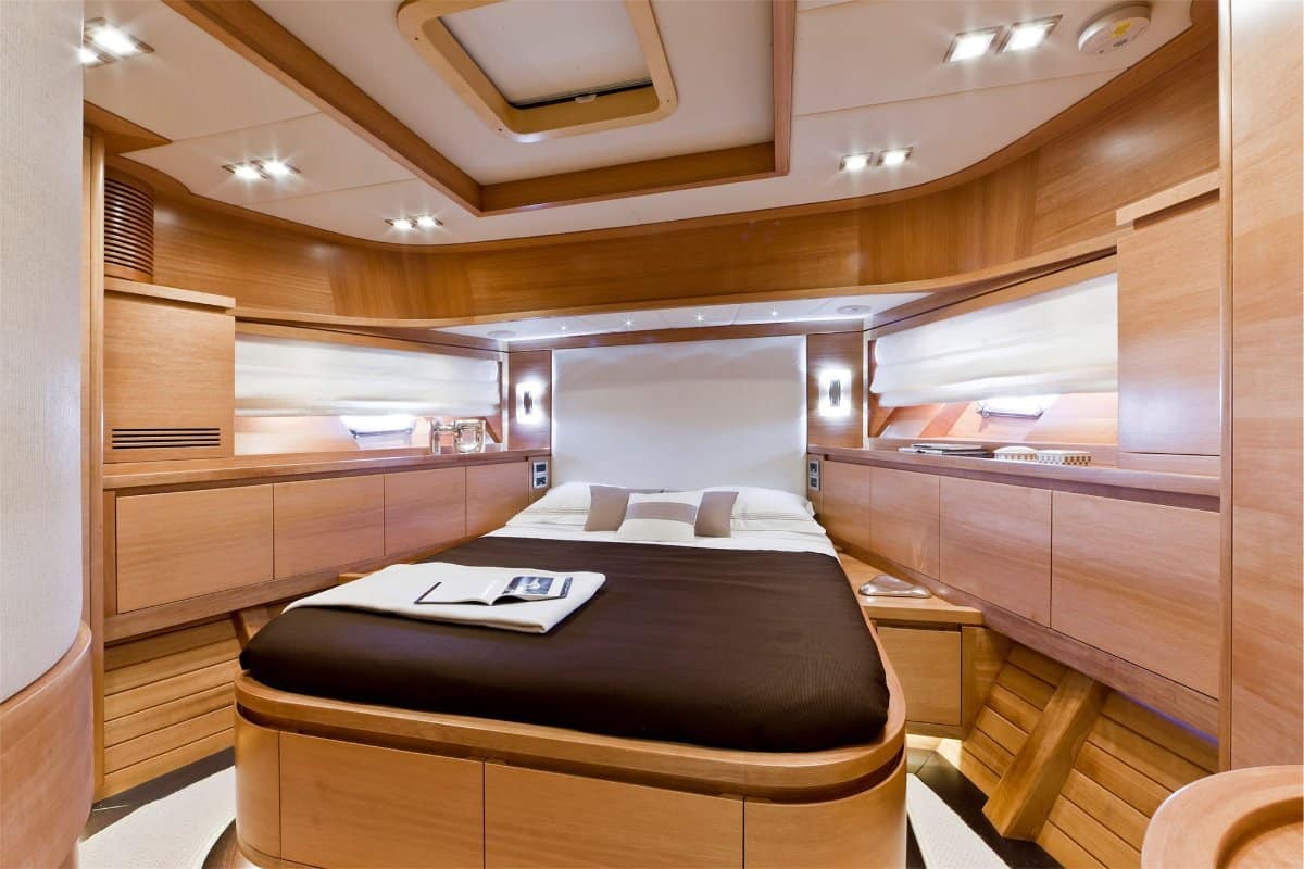 Vicem Yachts Cruiser 82 photo 10