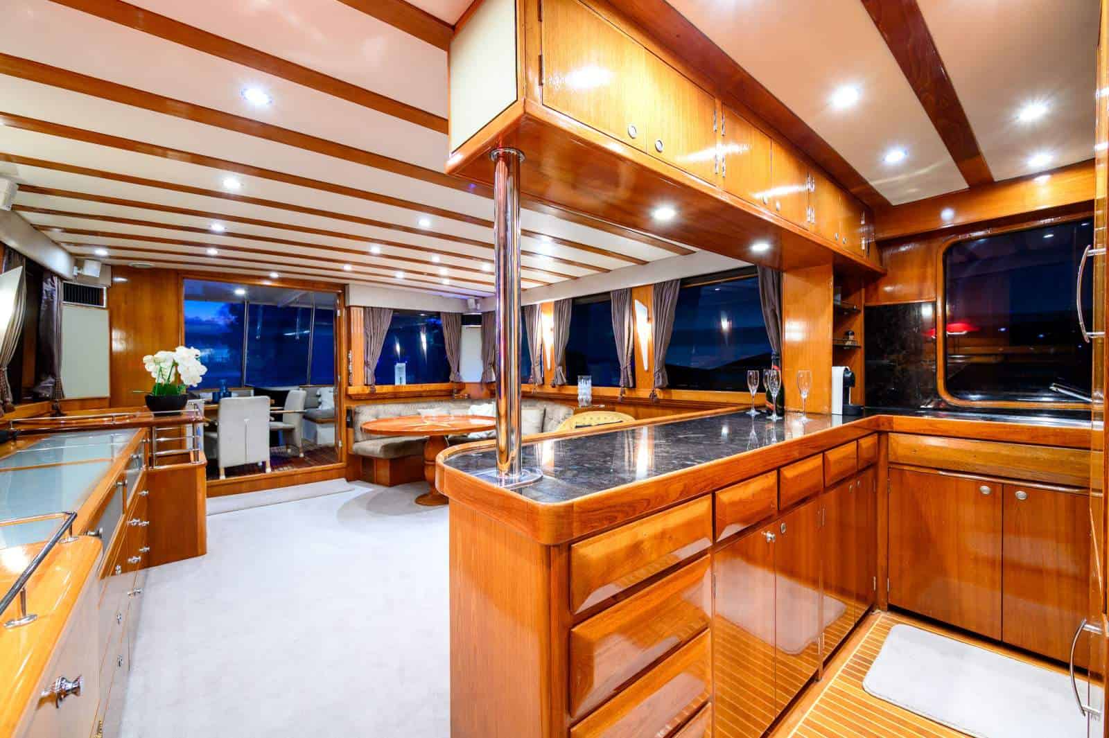1984 DeFever 68 Flybridge photo 26