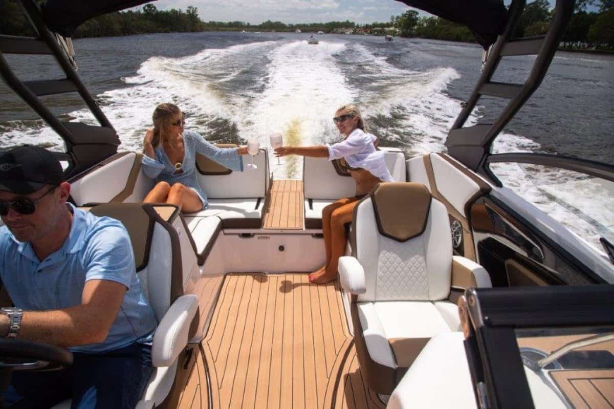 2022 Yamaha Jet Boat 252S photo 30