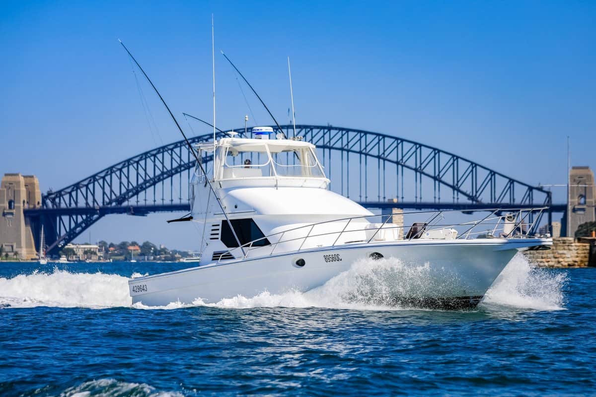 1993 Precision 47 Flybridge photo 31