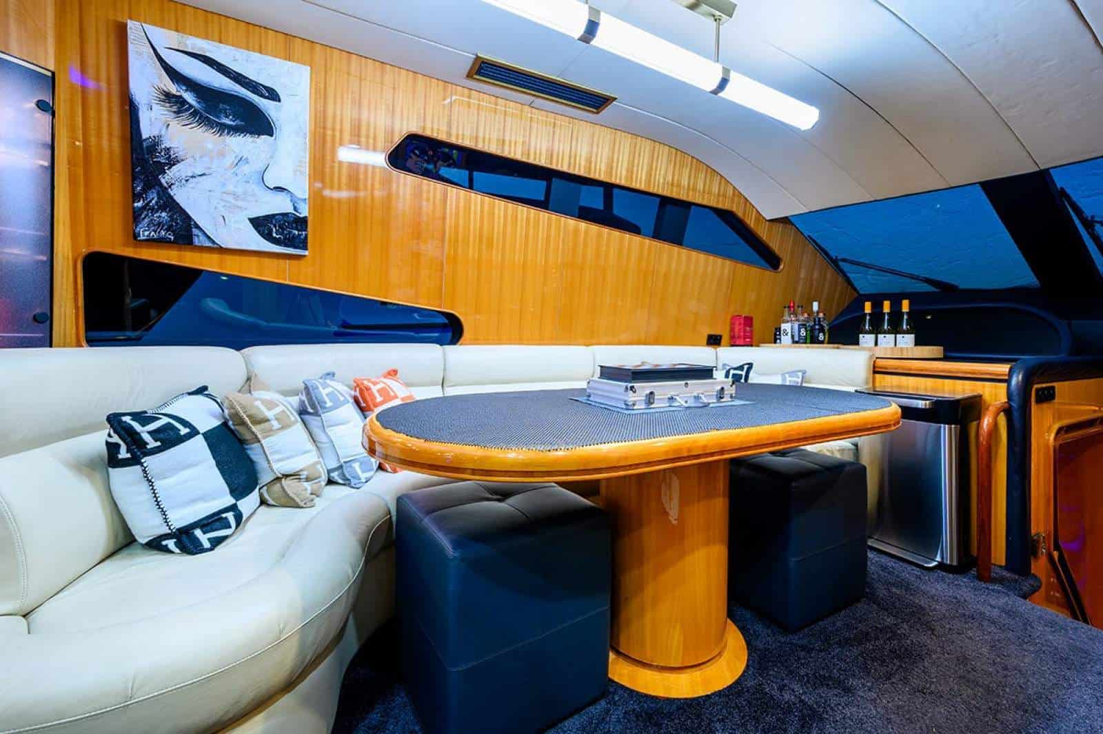 2001 Horizon Yacht E65 photo 25