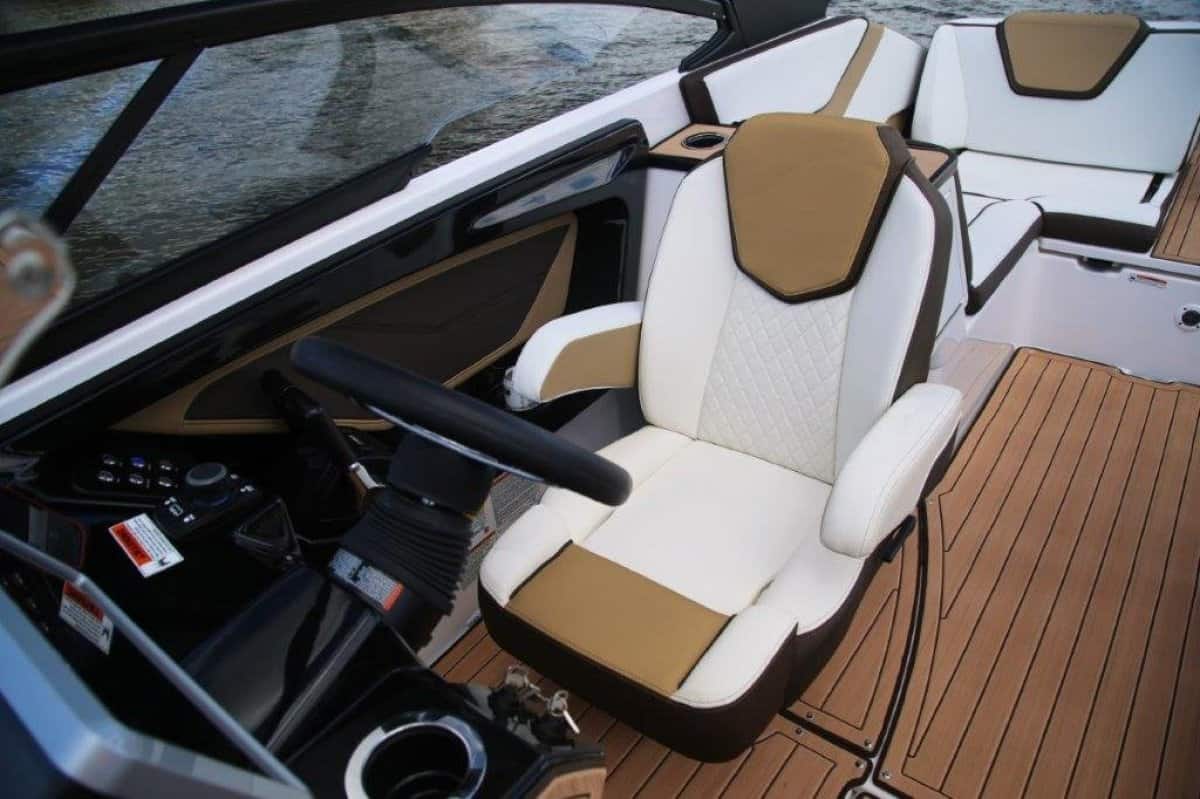 2022 Yamaha Jet Boat 252S photo 34