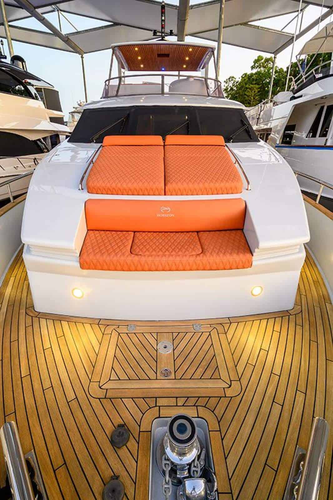 2001 Horizon Yacht E65 photo 31