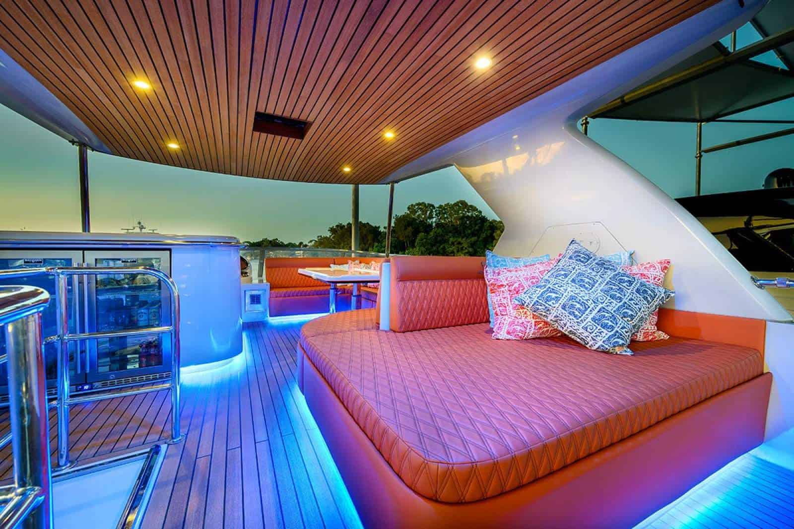 2001 Horizon Yacht E65 photo 36