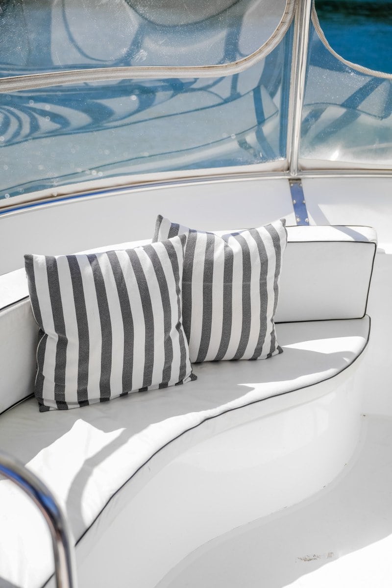1993 Precision 47 Flybridge photo 45