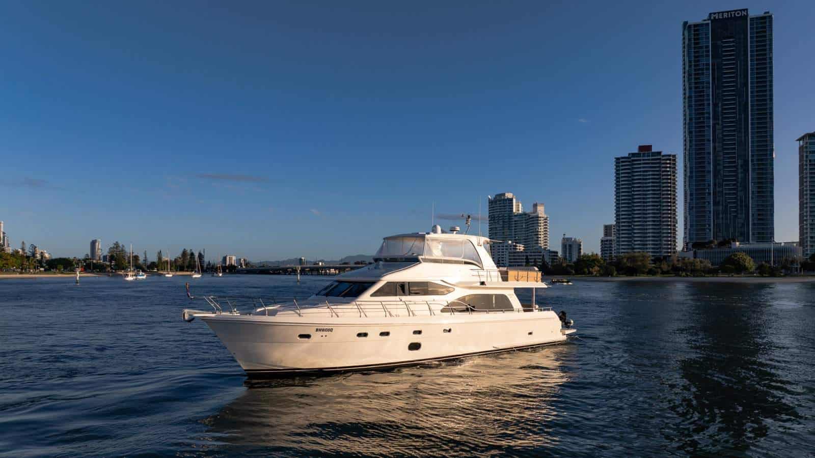2008 Hampton 680 Pilothouse photo 6