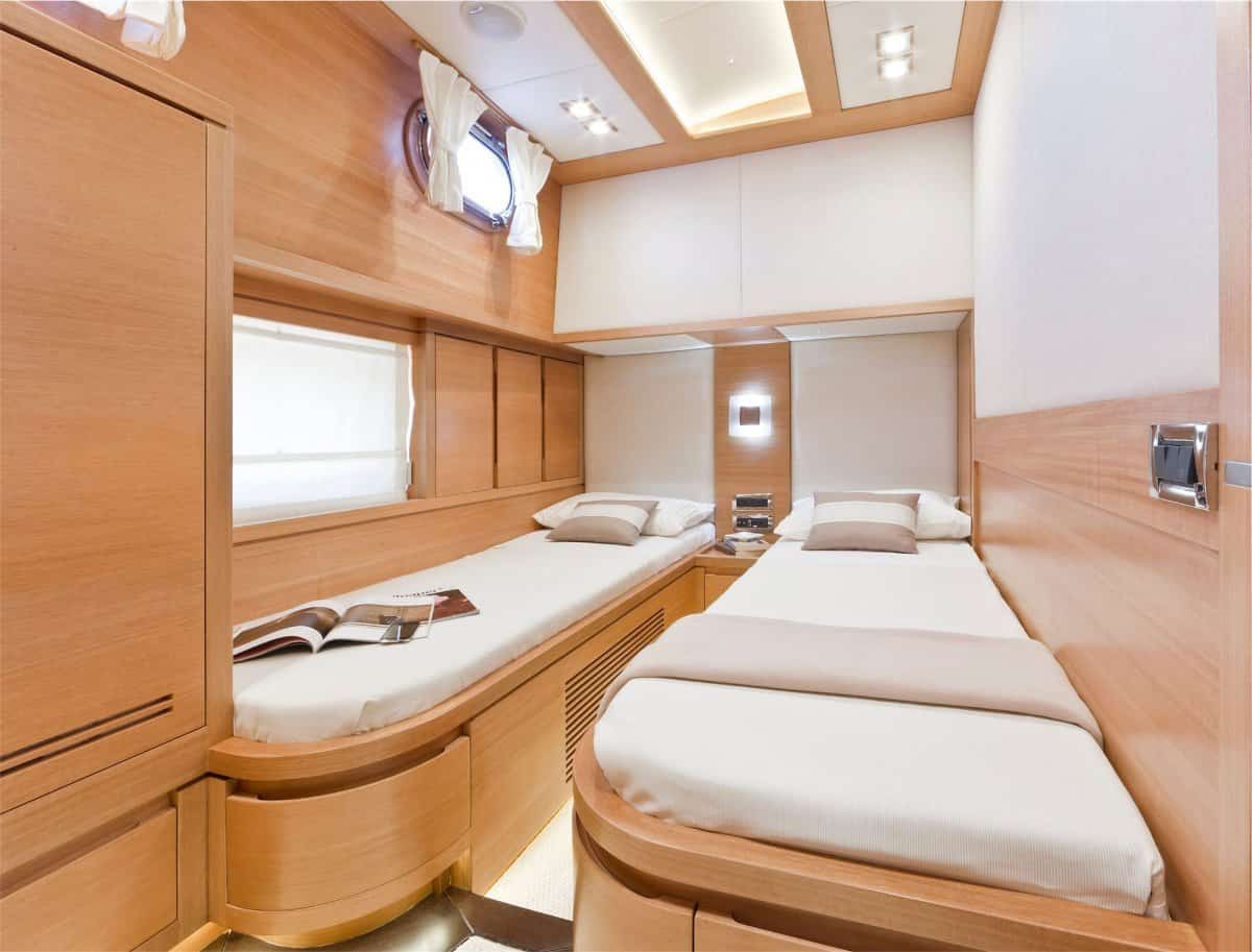 Vicem Yachts Cruiser 82 photo 15