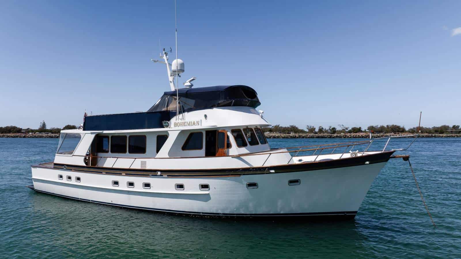 1984 DeFever 68 Flybridge photo 7