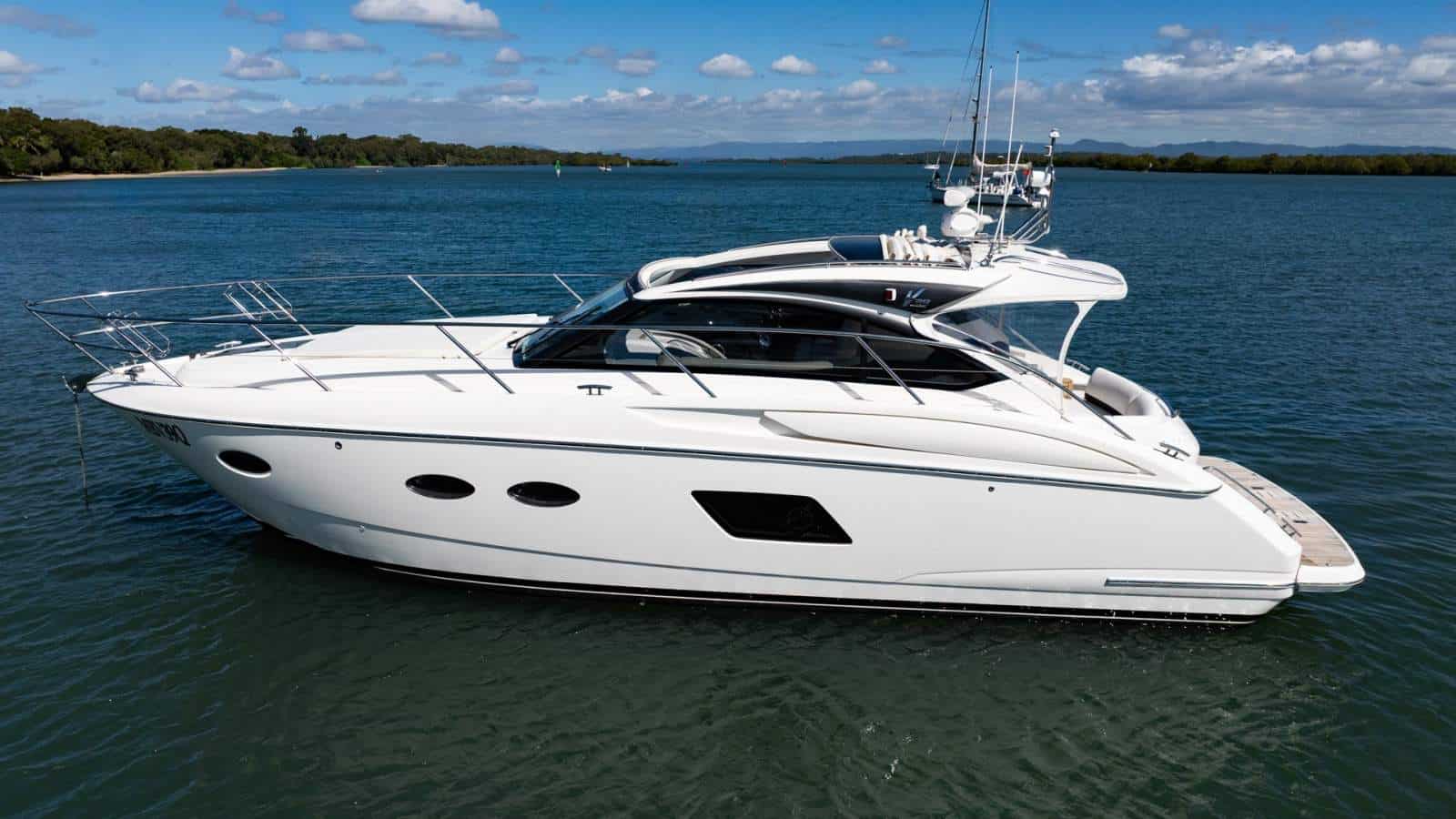 2012 Princess V39 photo 7
