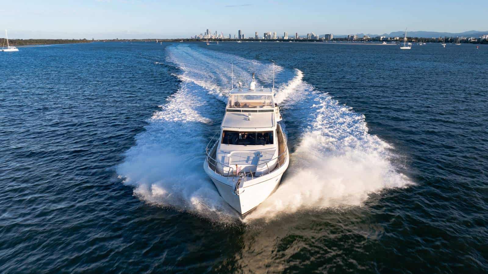 2008 Hampton 680 Pilothouse photo 9