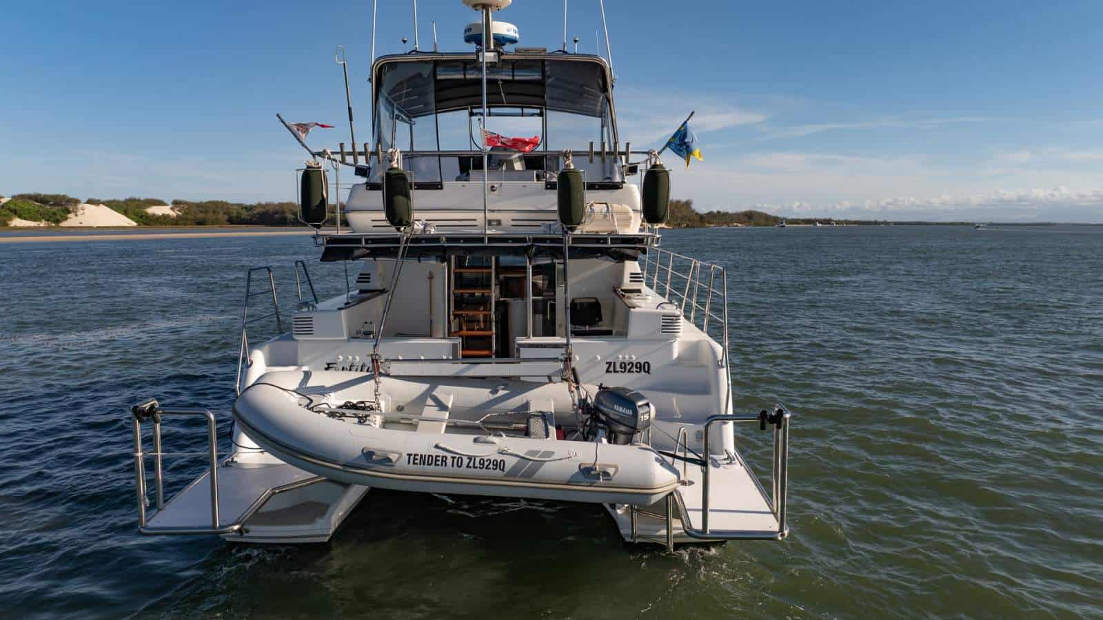 1998 Cooke Bros 46 Flybridge Powercat photo 2